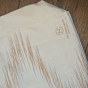 THE UPPER HOUSE HONG KONG CANVAS TOTE.. #7787